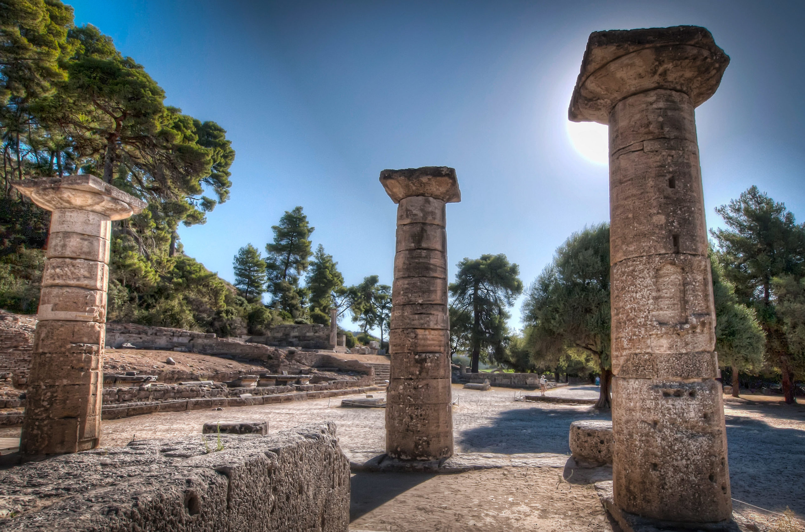 Олимпия сегодня. Священная роща Альтис в Олимпии. Древнегреческий город Олимпия. Город Олимпия в древней Греции. Древняя Олимпия Пелопоннес.