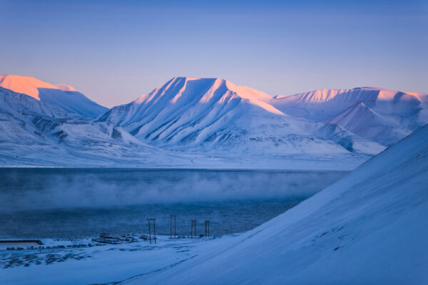 Winter,Mountain,Nature,Svalbard,Longyearbyen,Svalbard,Norway,With,Blue,Sky
