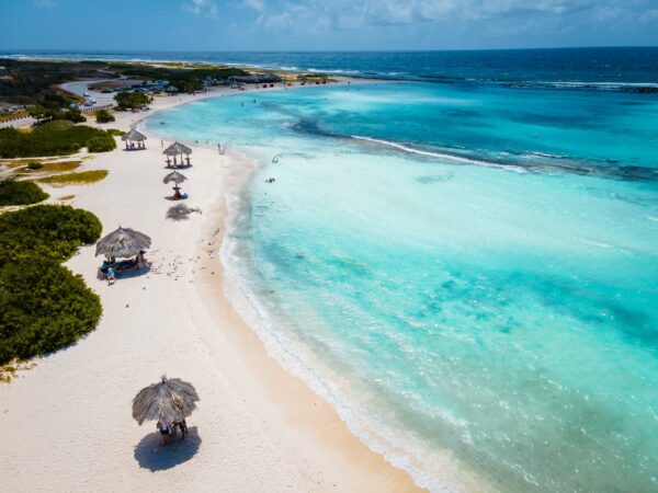 Amazing,Baby,Beach,And,Coast,On,Aruba,,Caribbean,,White,Beach