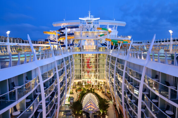 HM, Harmony of the Seas, Deck 15 at Night, no people, evening, high view over Central Park, balconies, water slides in background,