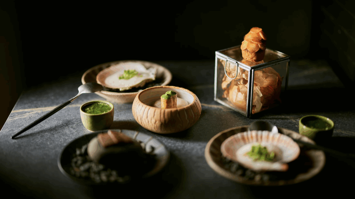 La renumitul restaurant Dill, ingredientele islandeze sunt puse în valoare într-o experiență creativă inspirată de bucătăria New Nordic.